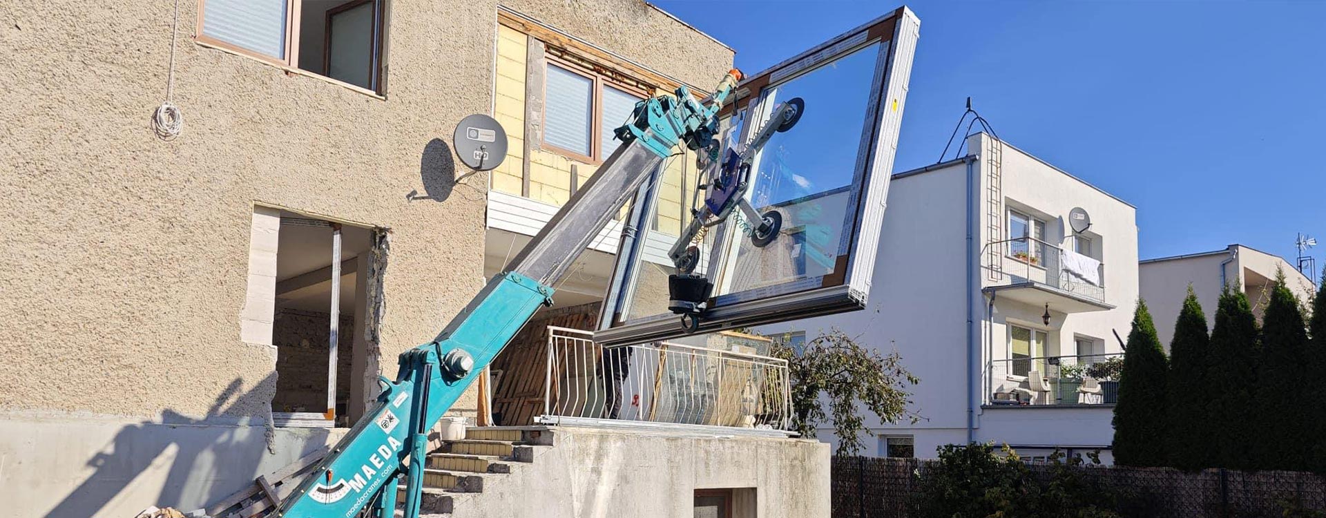 <font color="#E60E11">PROfesjonalna</font> WYMIANA OKIEN!